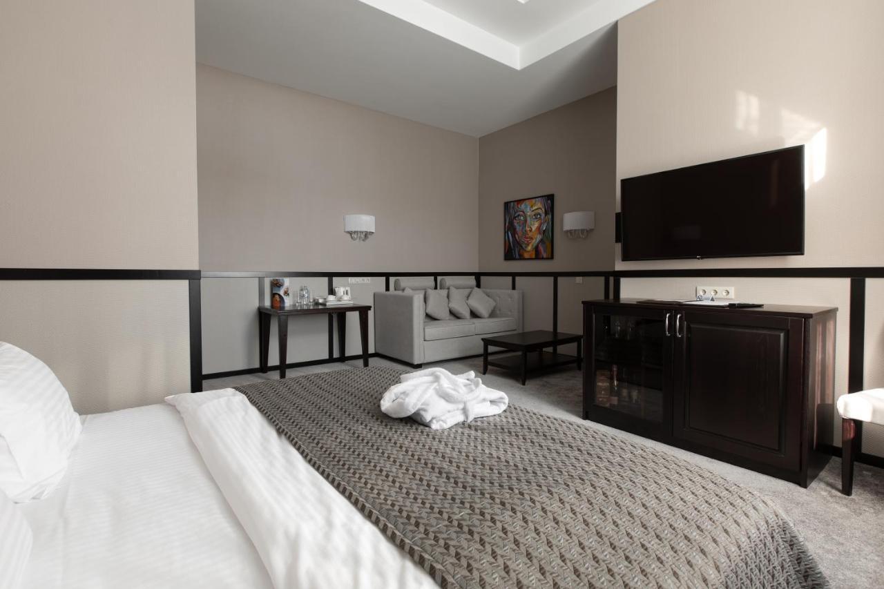 Tsunami Spa Hotel Dnyipropetrovszk Kültér fotó