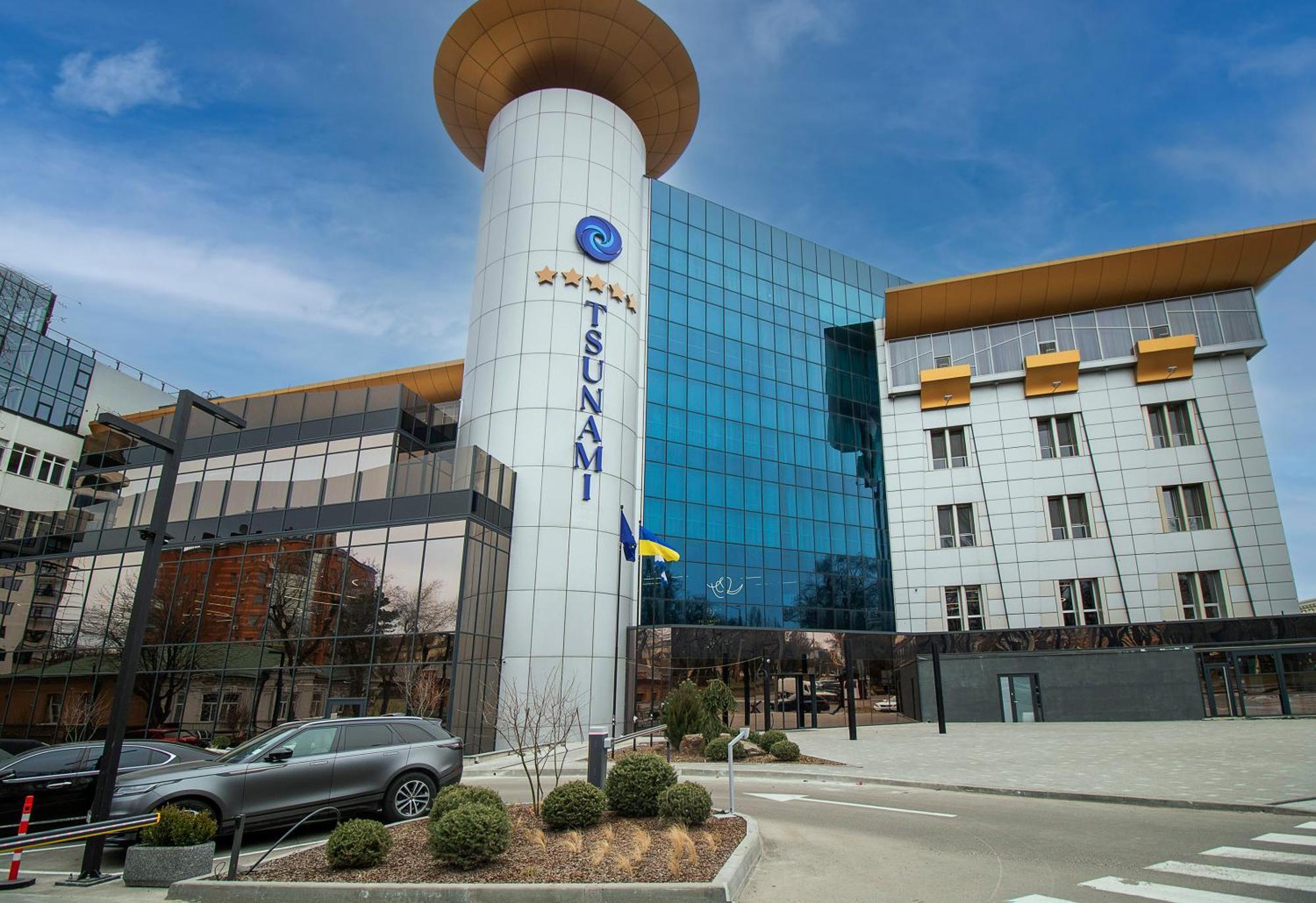 Tsunami Spa Hotel Dnyipropetrovszk Kültér fotó